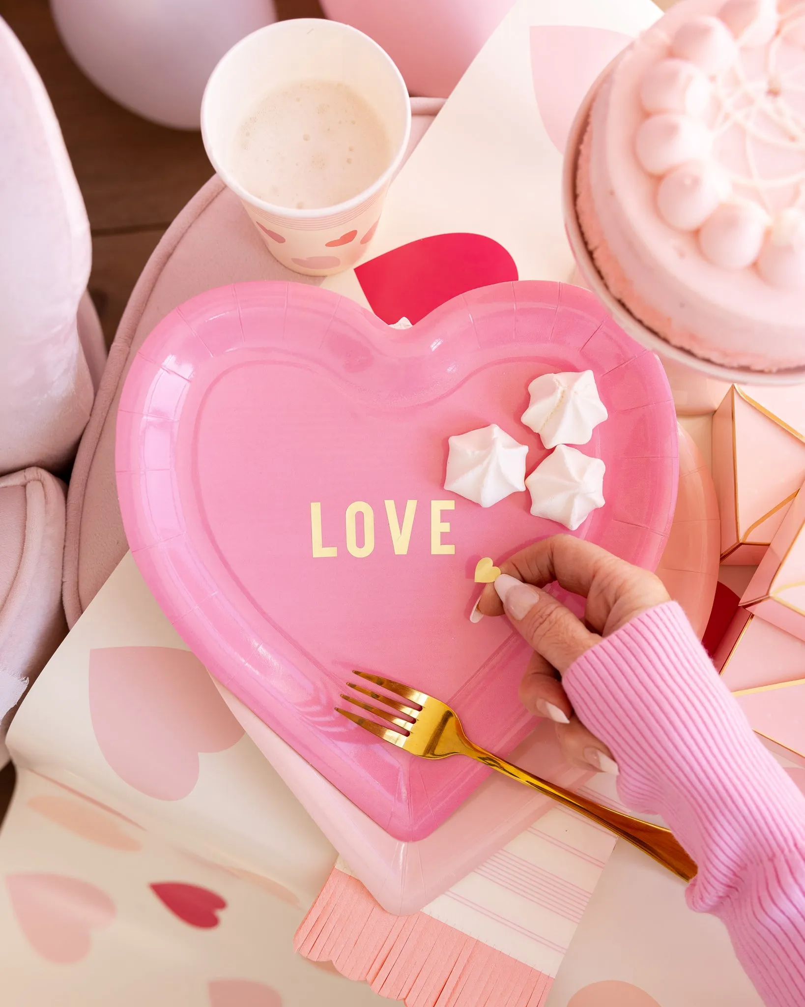 Customizable Heart Paper Plate Set