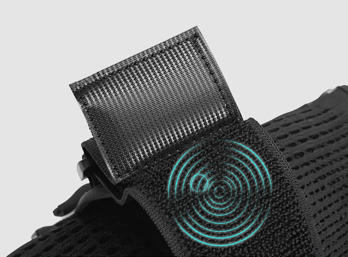 FitVille Waterproof Sports Armband V2