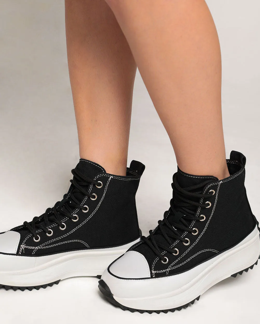 No Pressure Platform Lace-Up Sneakers