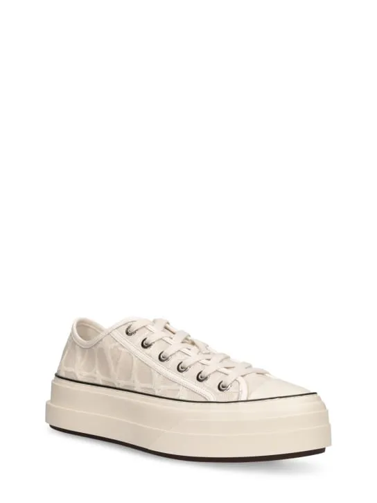 Valentino Garavani   Iconographie linen sneakers 