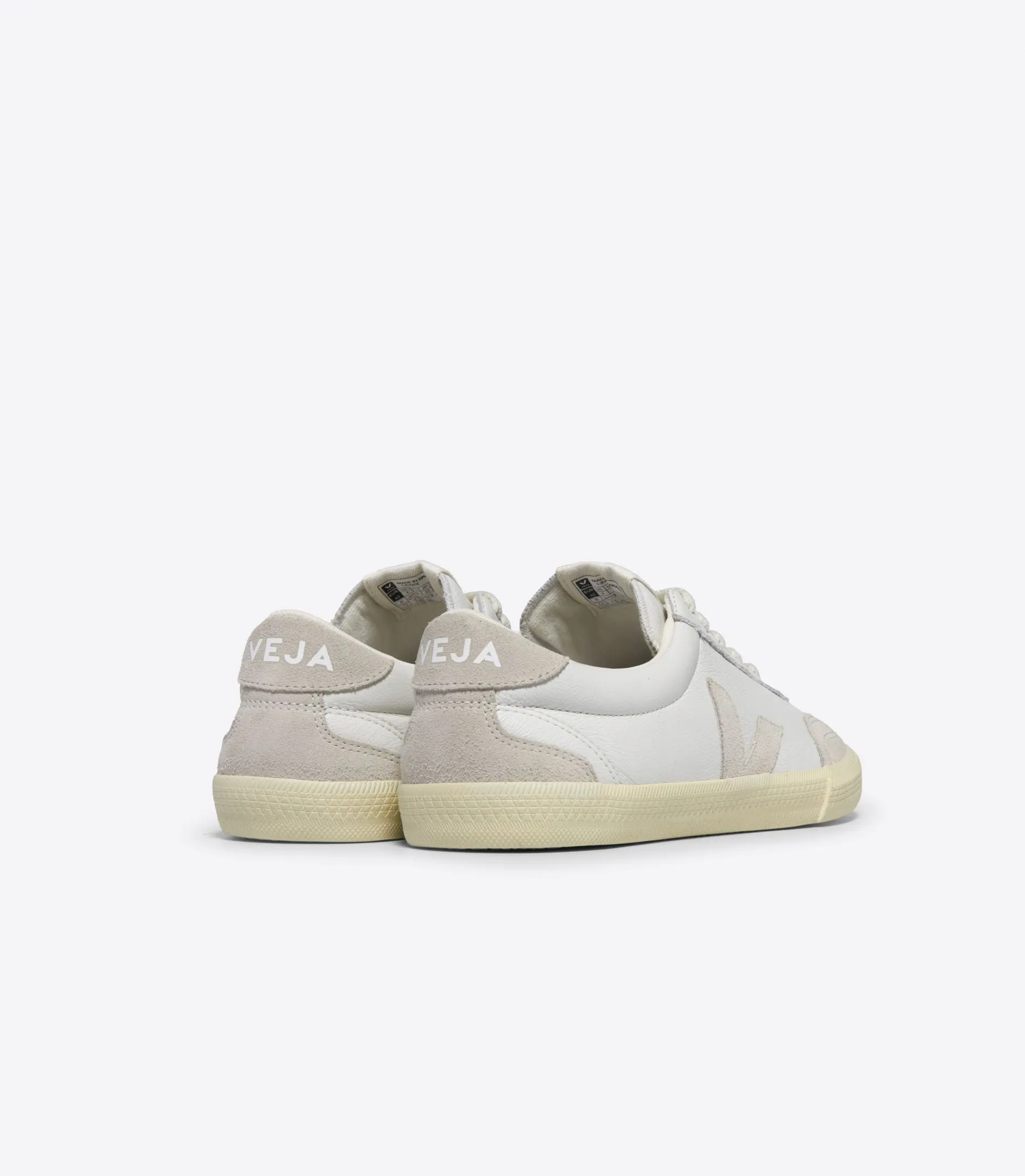 Veja Volley Leather